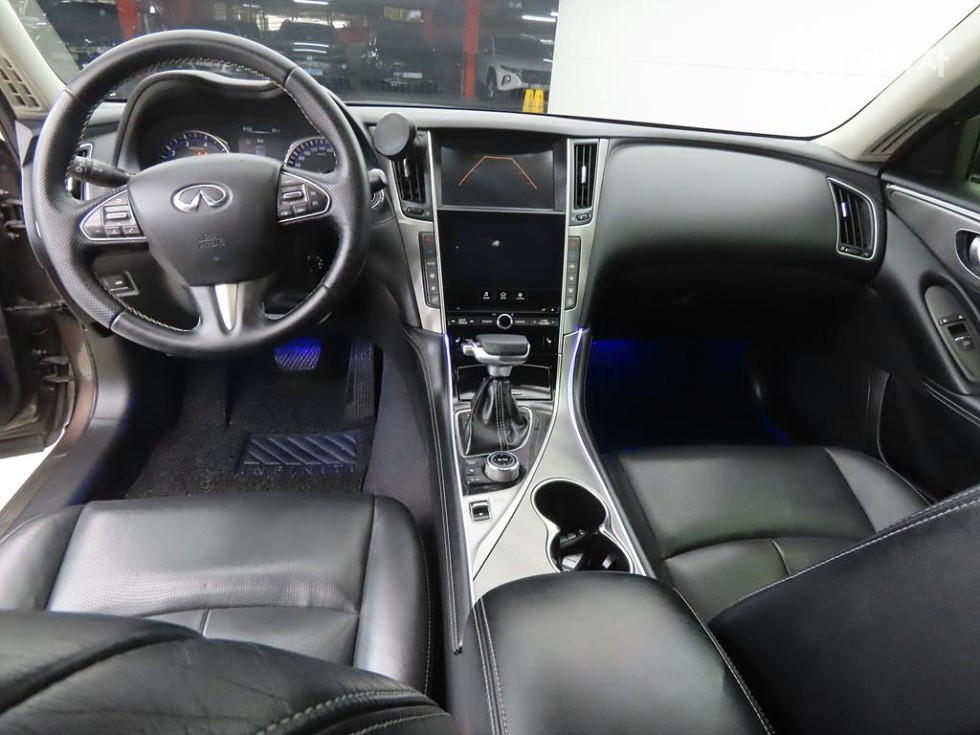 2014 - infiniti q50