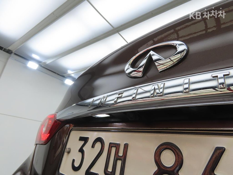 2014 - infiniti q50