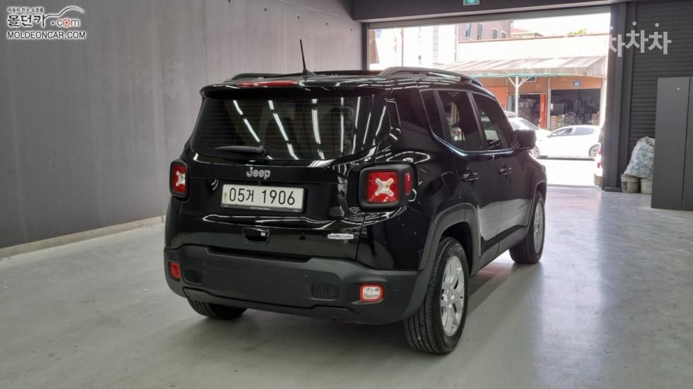 2018 - jeep renegade