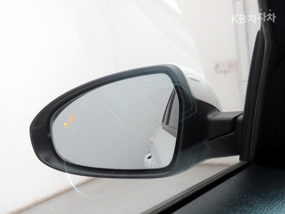 2022 - kia k3
