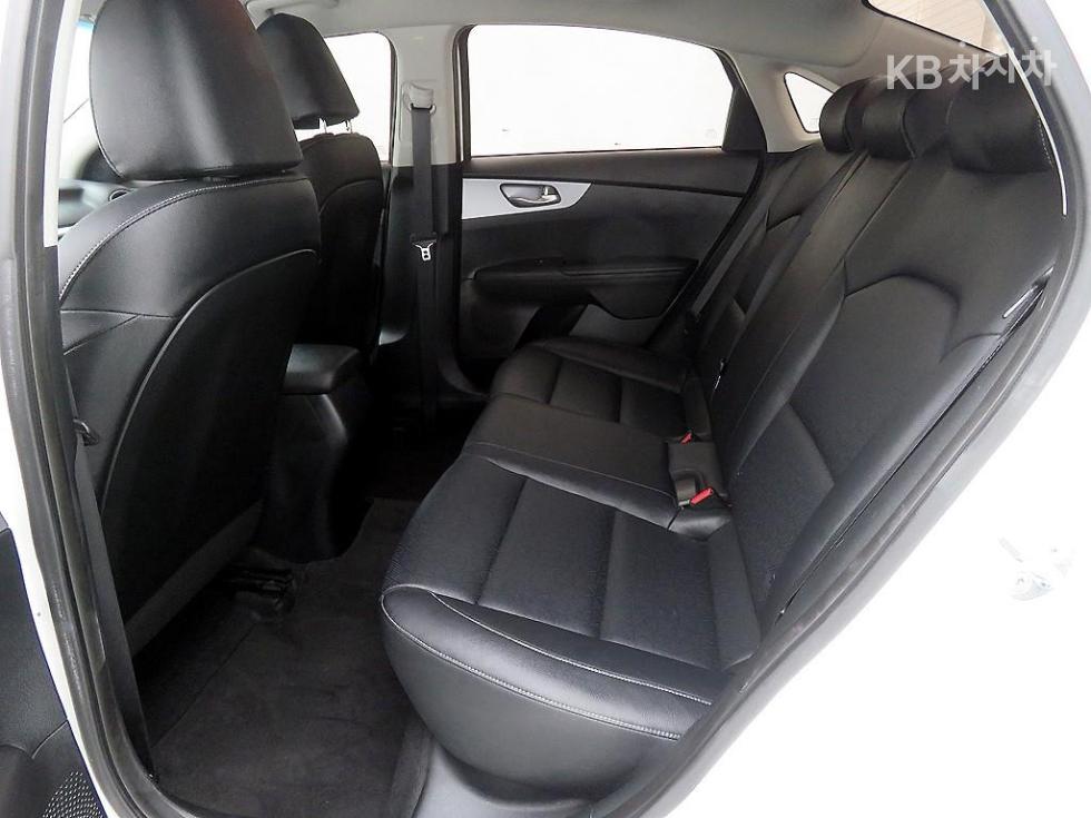 2022 - kia k3