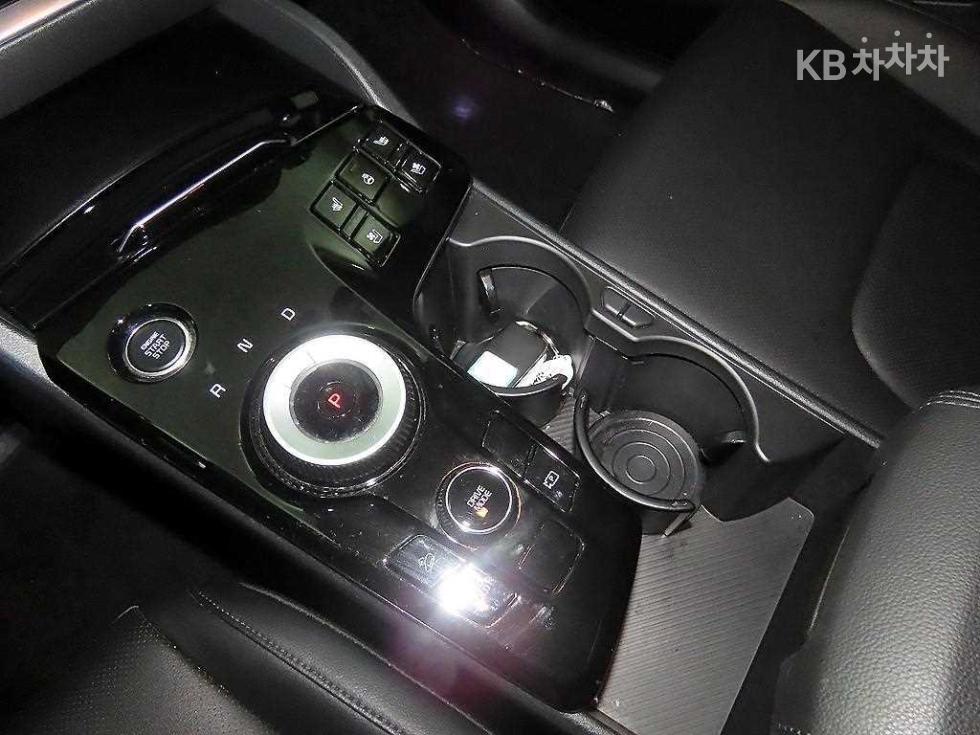 2024 - kia sportage