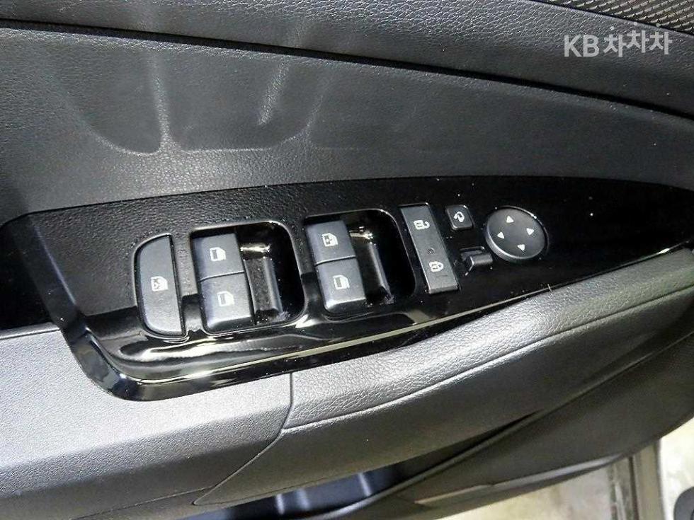 2024 - kia sportage