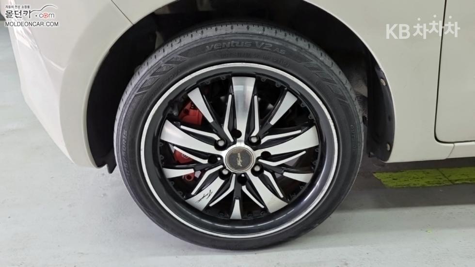 2012 - kia ray
