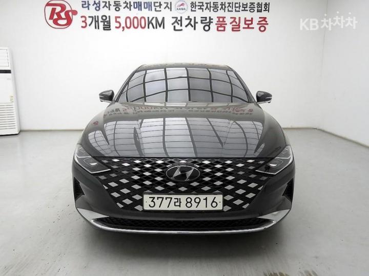 Hyundai Grandeur Hybrid 2.4 Premium 2