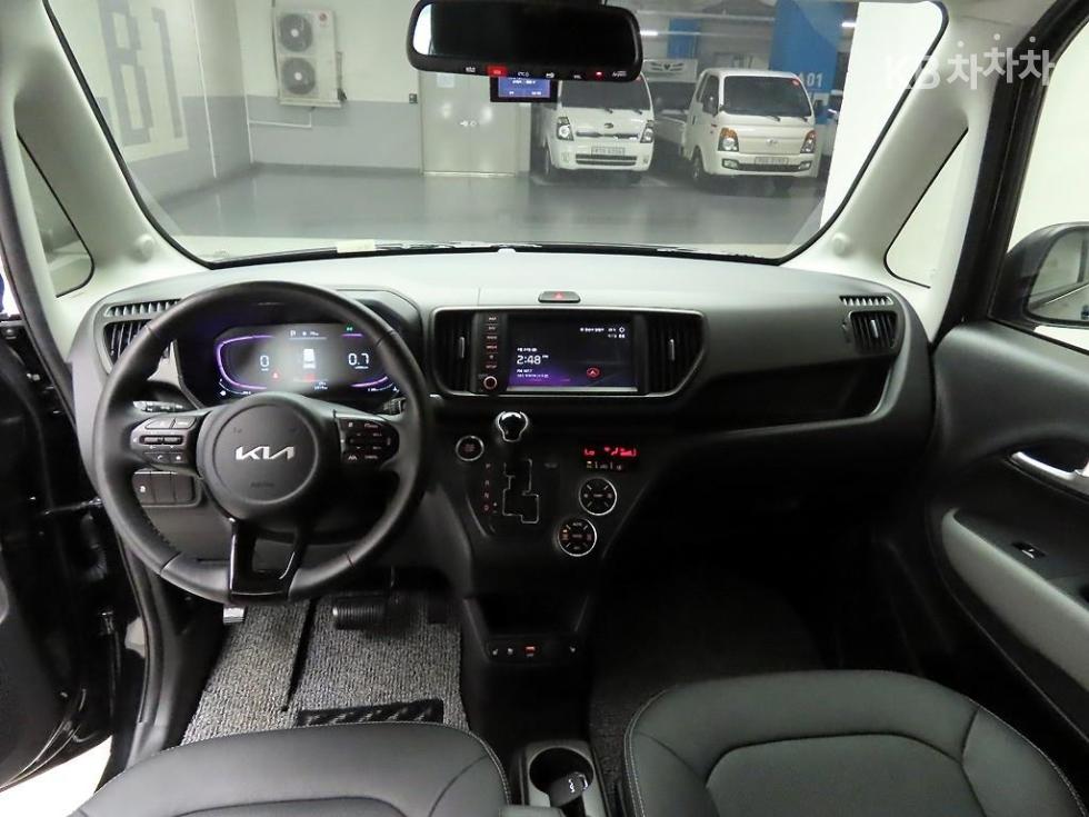 2024 - kia kia