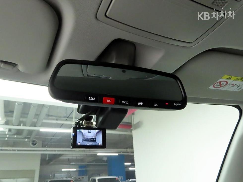 2024 - kia kia