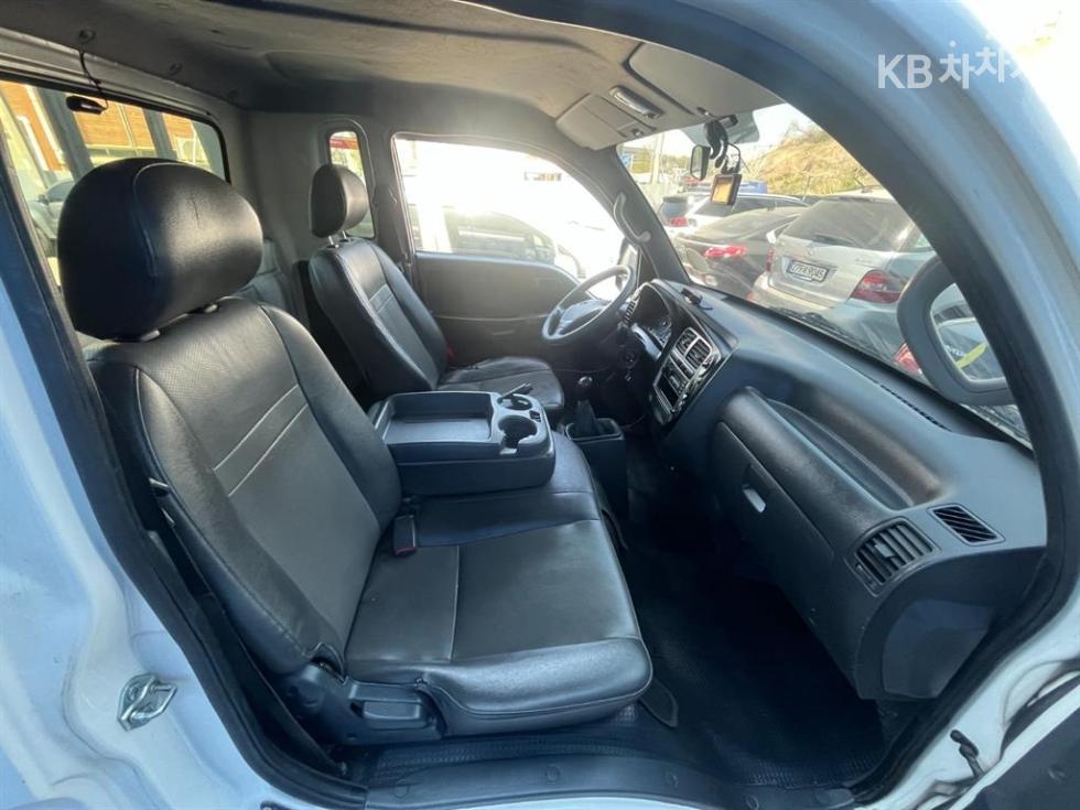2010 - kia bongo iii