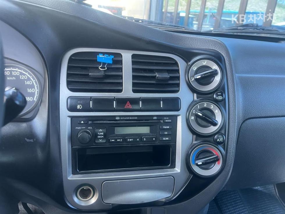 2010 - kia bongo iii