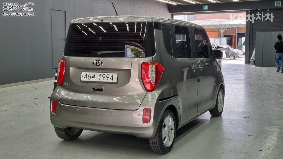 2016 - kia ray