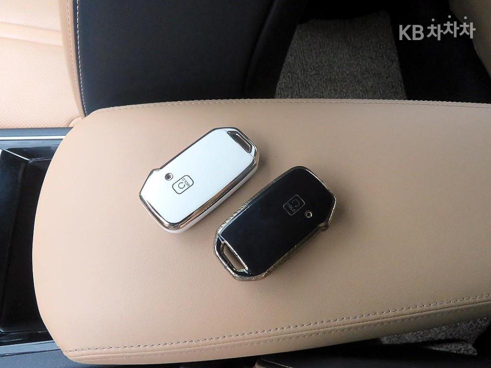 2020 - kia k5