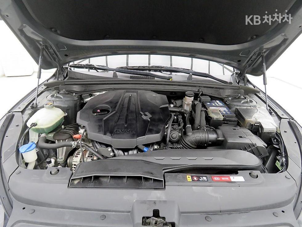 2020 - kia k5