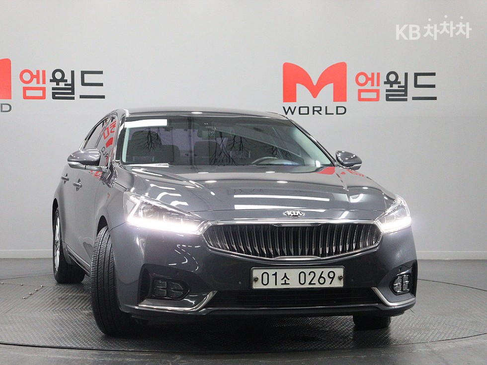 2017 - kia k7