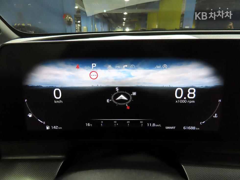 2023 - kia sportage