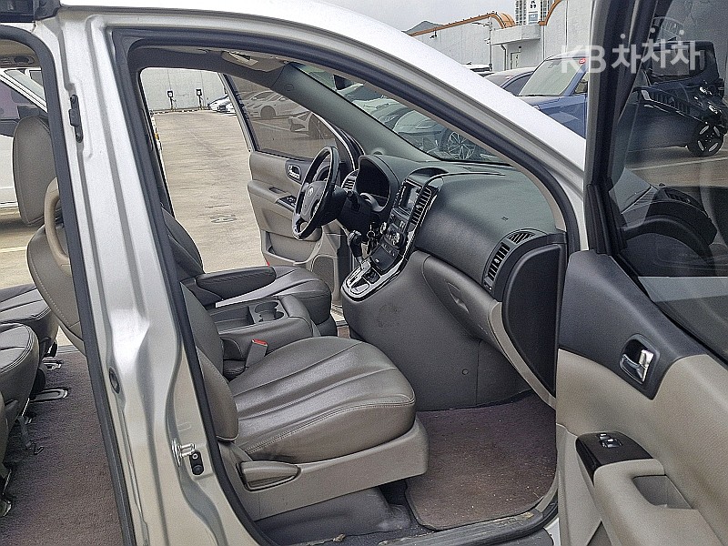 2014 - kia carnival
