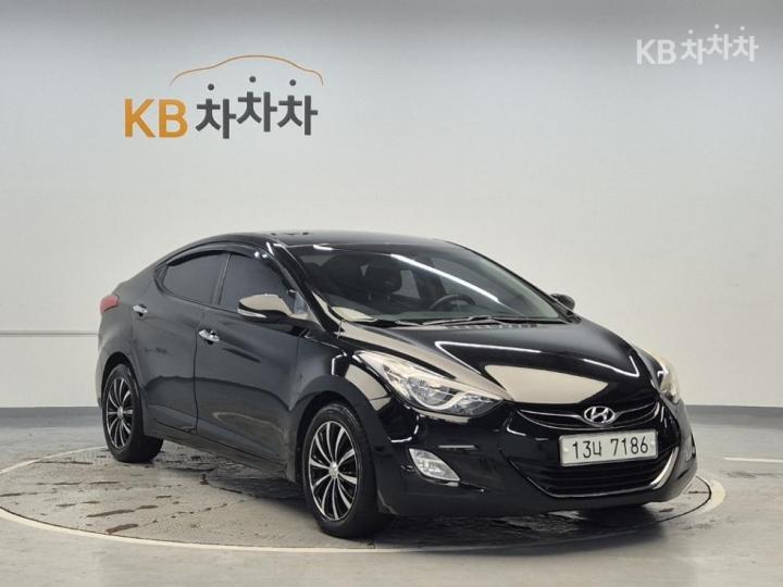 Hyundai Avante MD M16 GDi PREMIER 5