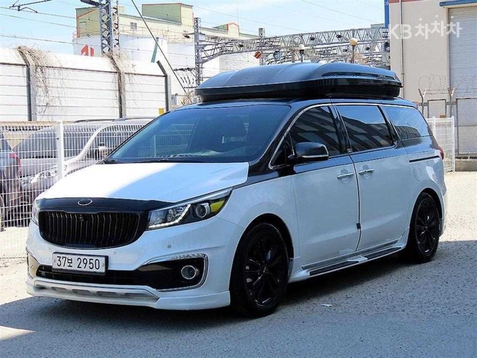 2017 - kia carnival