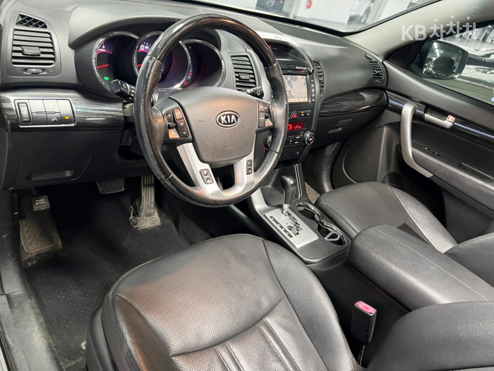 2011 - kia sorento