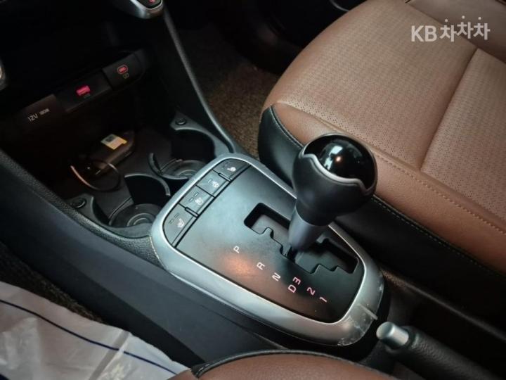Kia Morning JA 1.0 Gasoline Signature 9