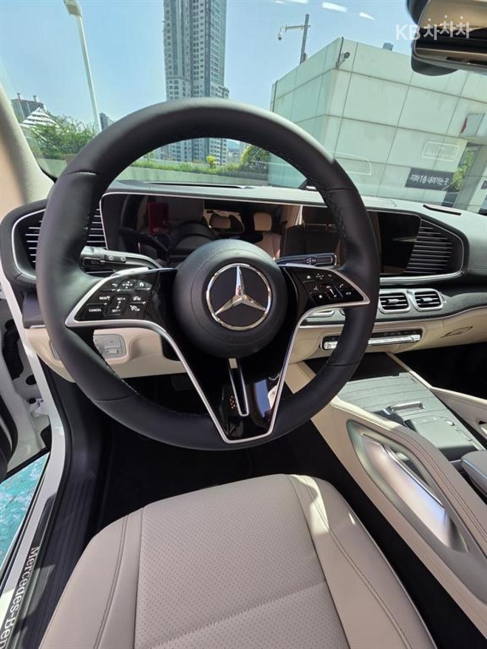 Mercedes-Benz GLE — miniaturë 10