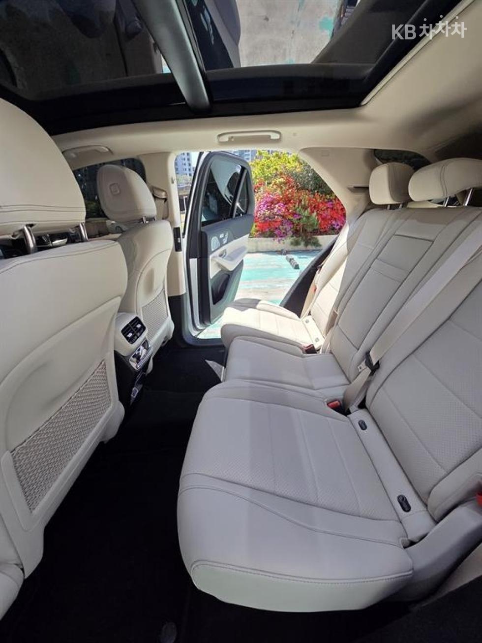 Mercedes-Benz GLE — miniaturë 12