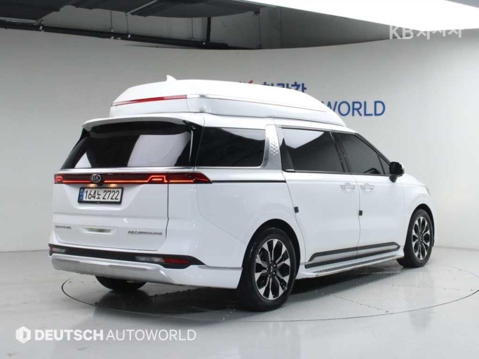 2021 - kia carnival