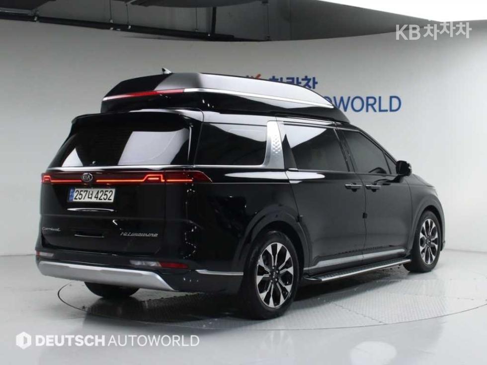 2021 - kia carnival