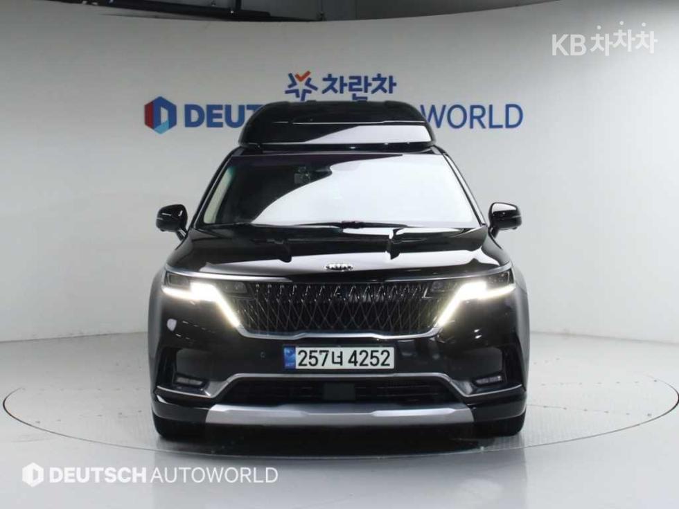 2021 - kia carnival