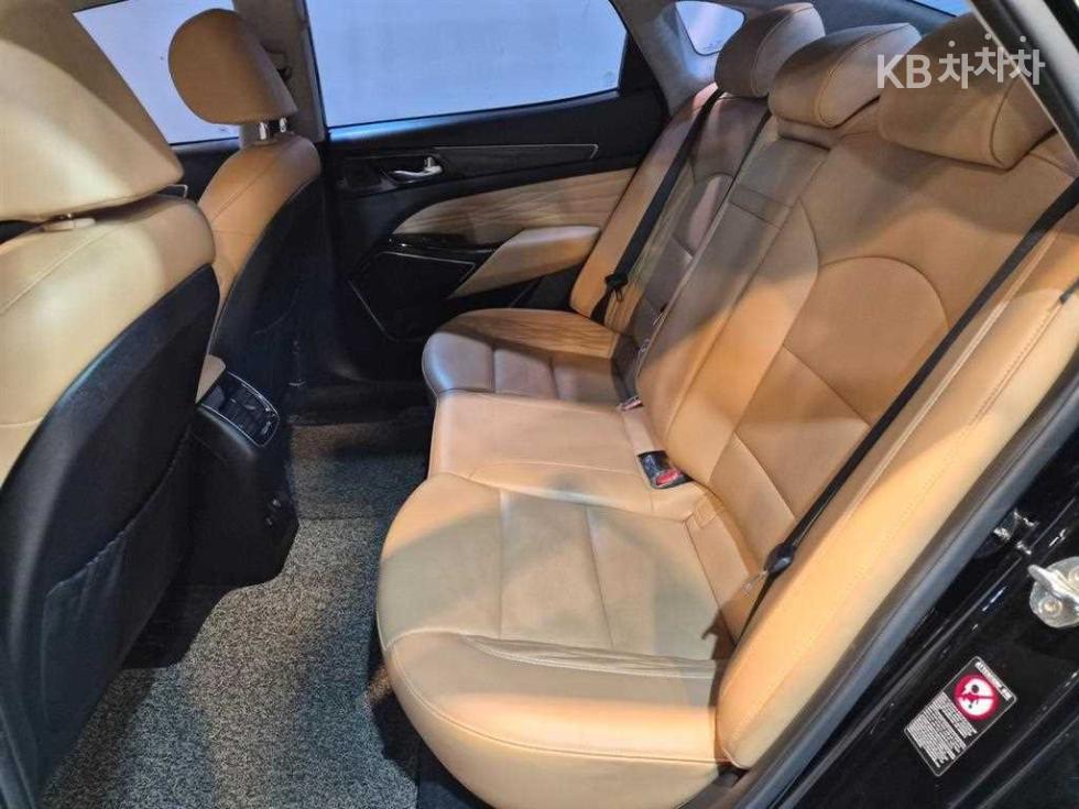 2020 - kia k7
