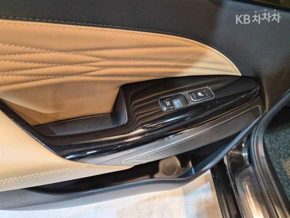2020 - kia k7