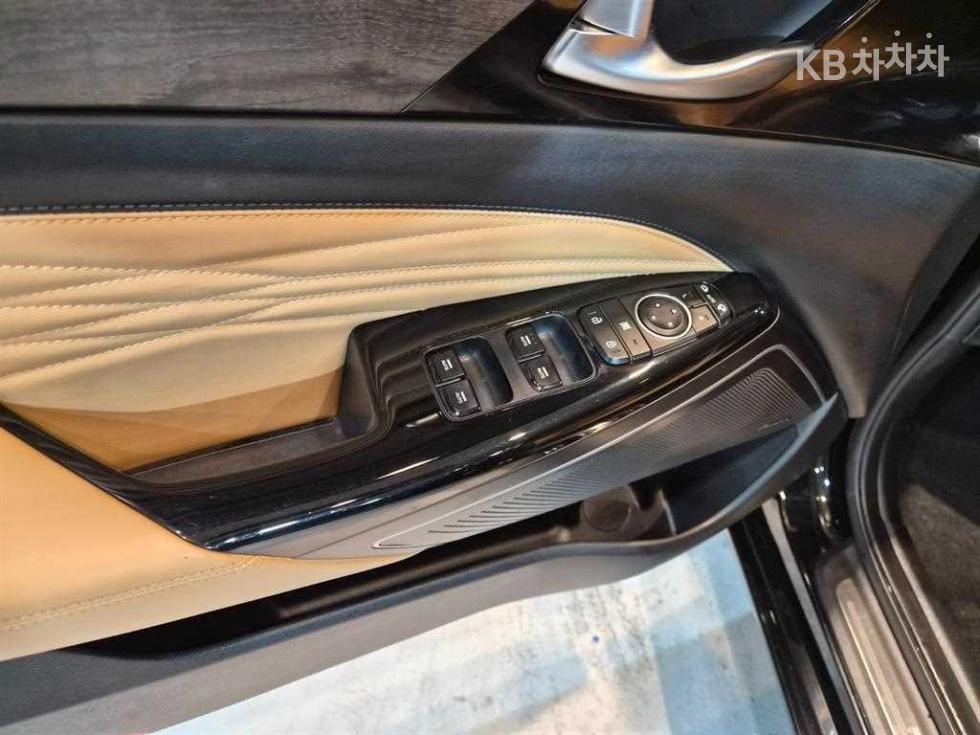 2020 - kia k7