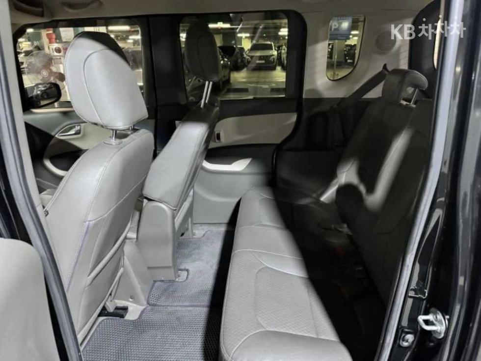 2012 - kia ray