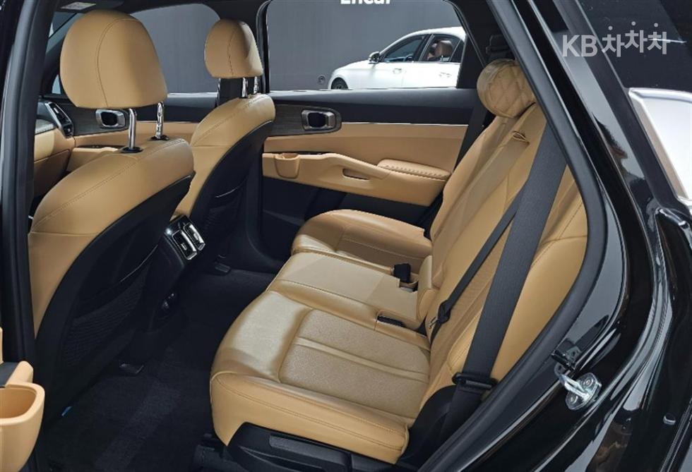 2022 - kia sorento