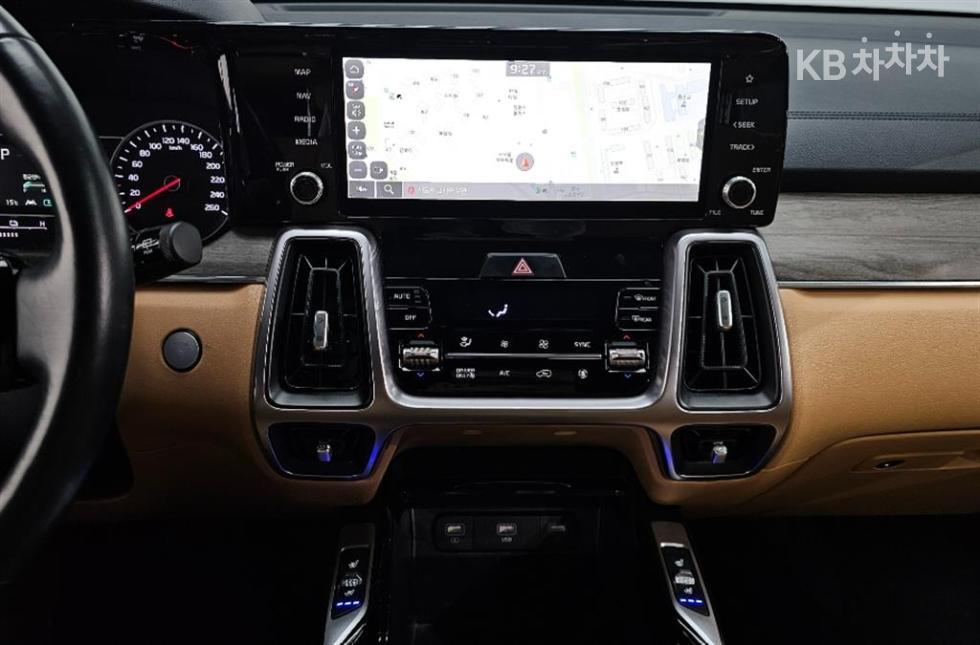 2022 - kia sorento