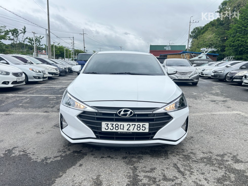 Hyundai Avante — miniaturë 2