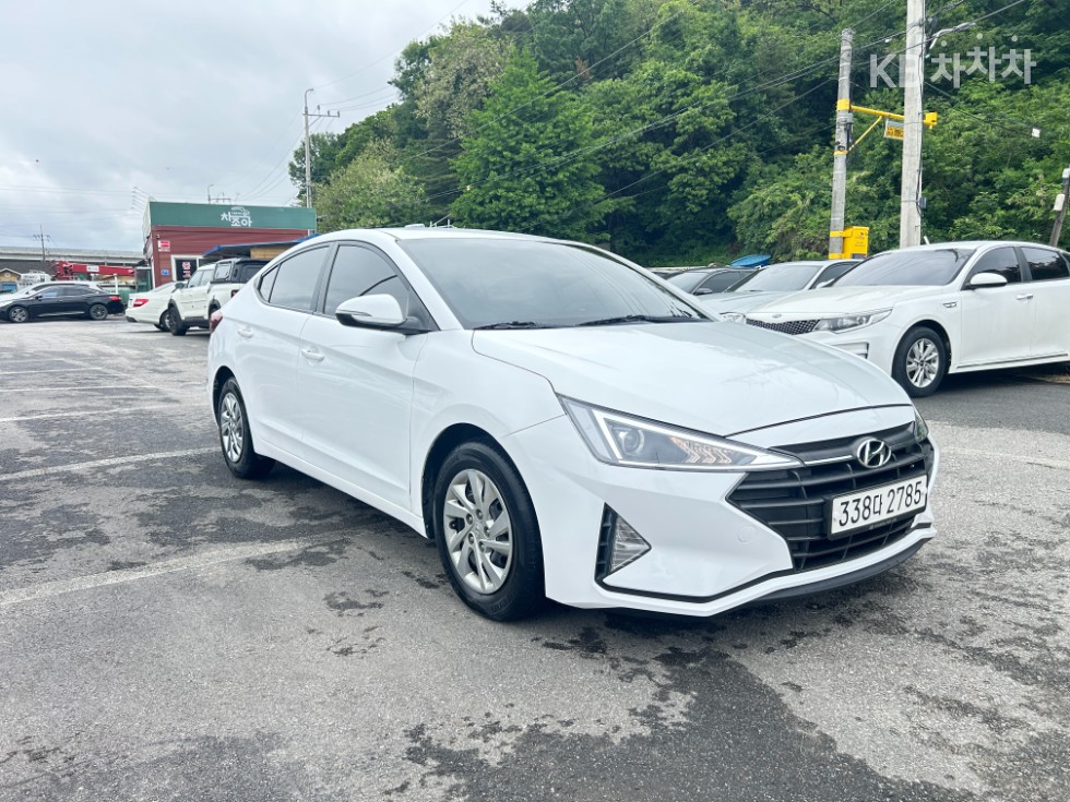 Hyundai Avante — miniaturë 3