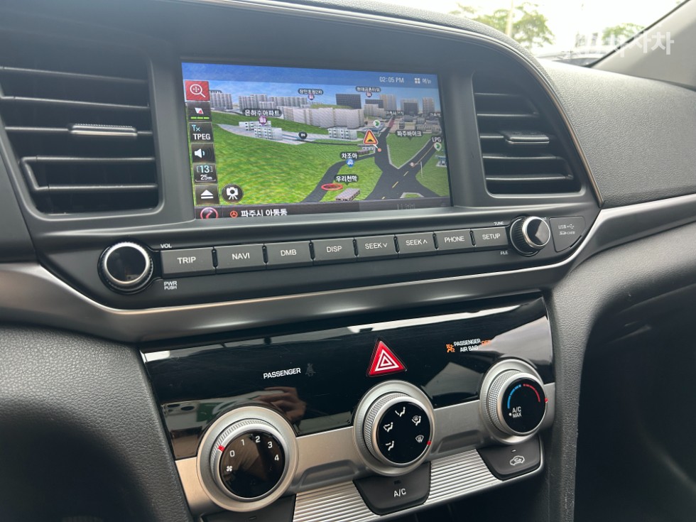 Hyundai Avante — miniaturë 12