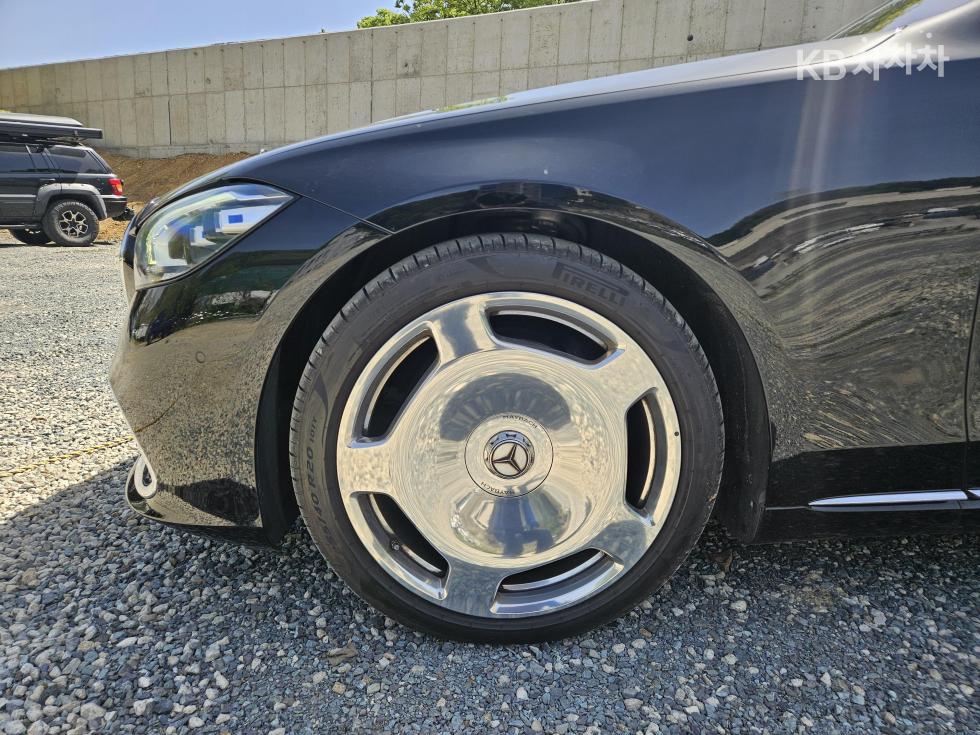 Mercedes-Benz S-klasse — miniaturë 5