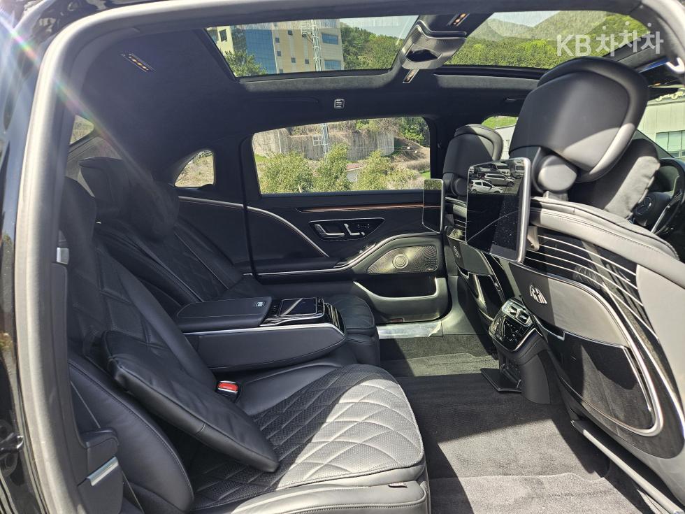 Mercedes-Benz S-klasse — miniaturë 7