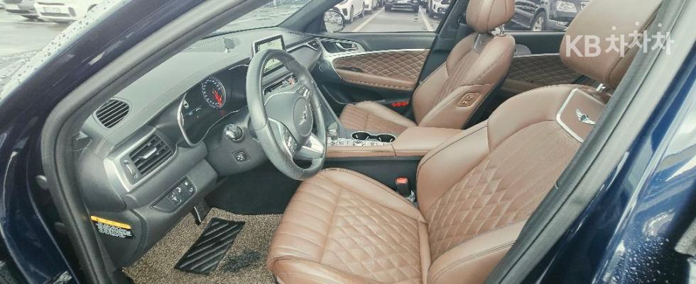 Genesis G70 — miniaturë 7