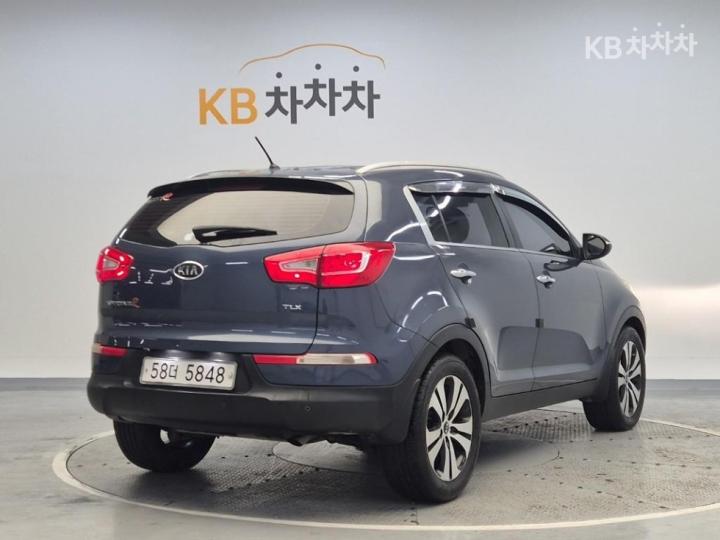 Kia Sportage R 2WD Diesel TLX Top Model 4