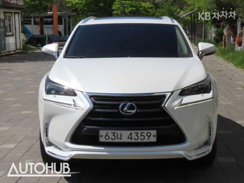 Lexus NX