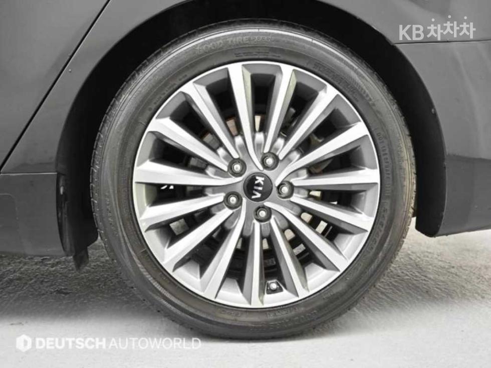 2017 - kia k7