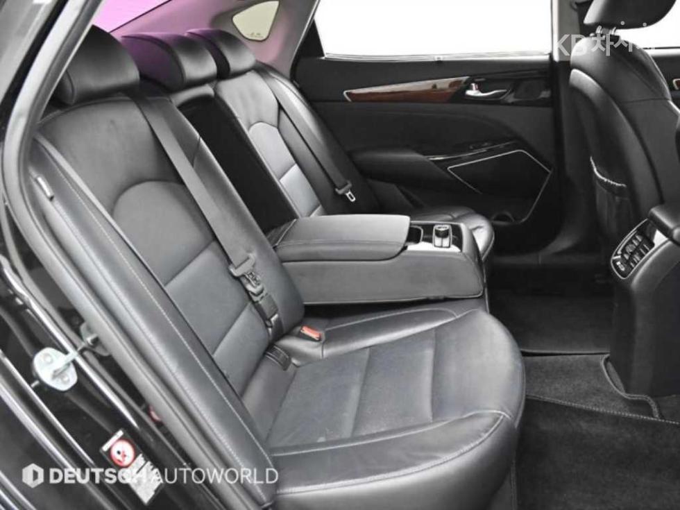 2017 - kia k7