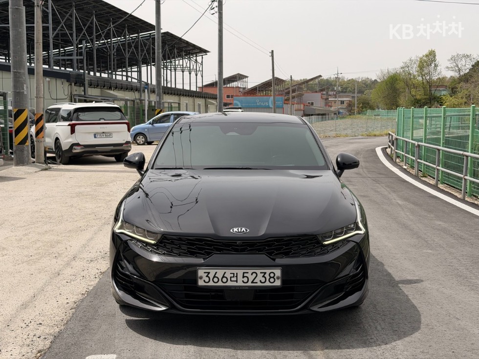 2021 - kia k5