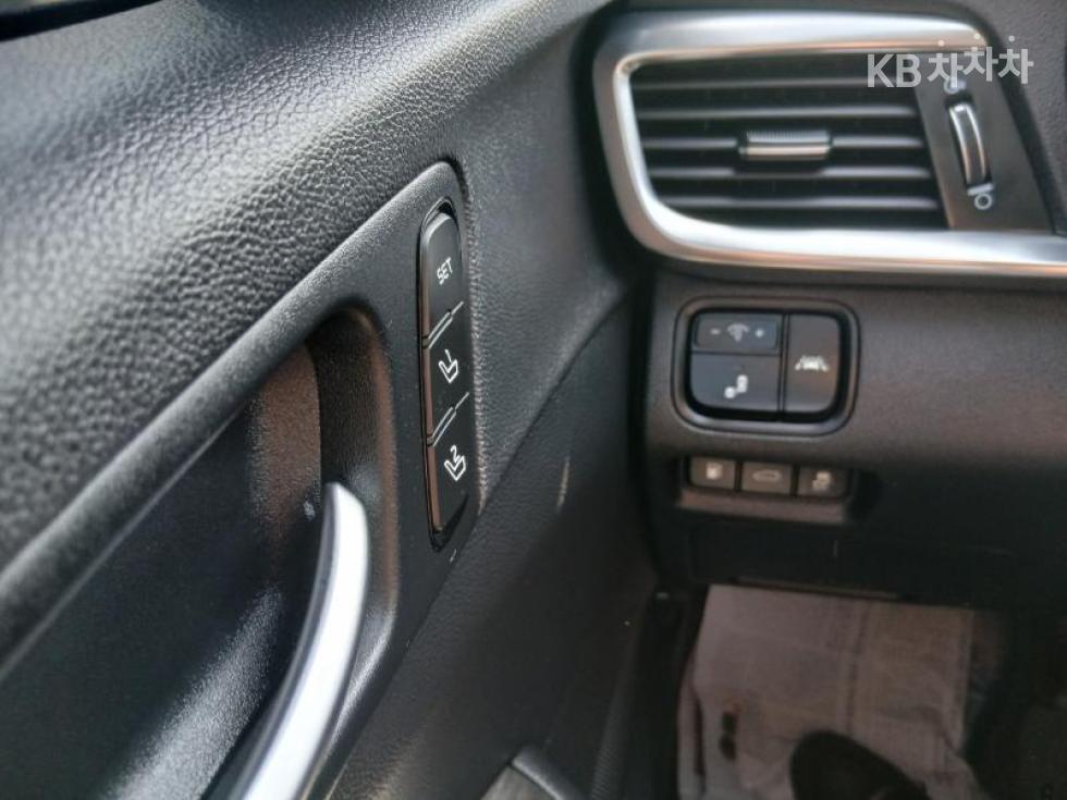 2019 - kia k5