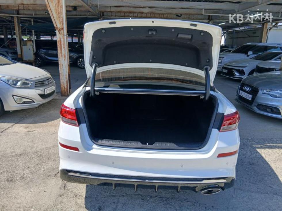 2019 - kia k5