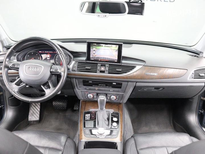 Audi A6 NEW 35 TDI Premium C7 10