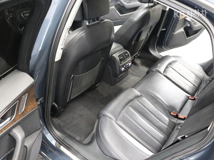 Audi A6 NEW 35 TDI Premium C7 9