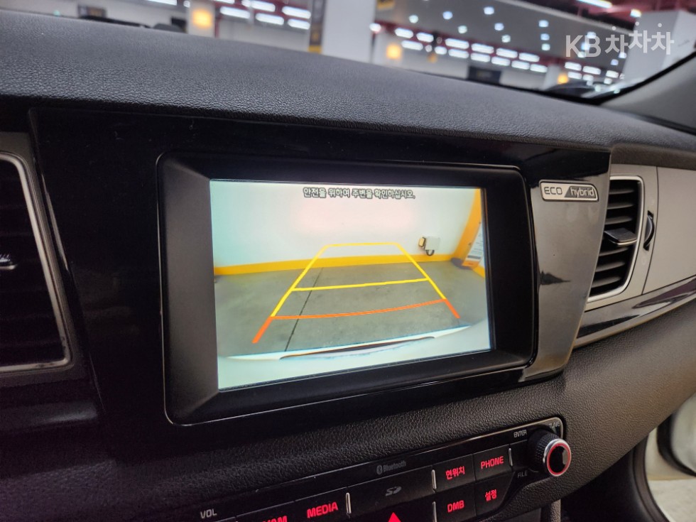 Kia Niro — miniaturë 11